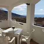 Ana Lejlighed Baška