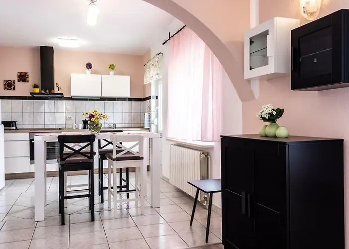Ana Apartmán