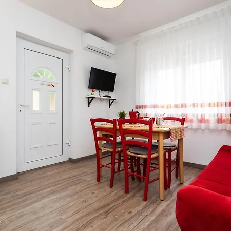 Ana Apartmán Baška